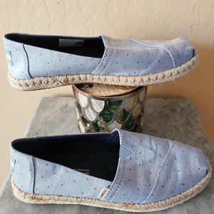 Toms Espadrilles size 6 light denim blue